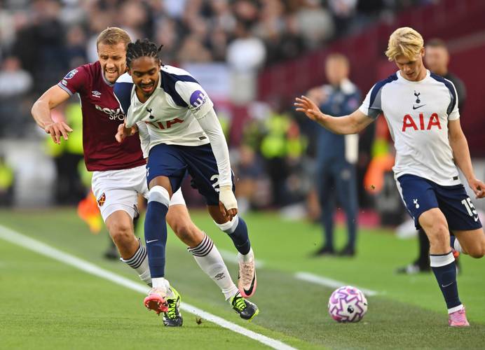 这类前锋像 这类前锋像